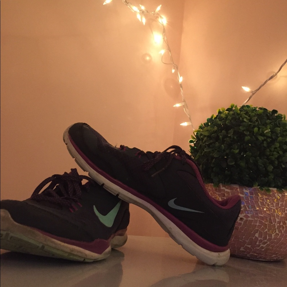 Nike® flex trainers - Picture 5 of 6